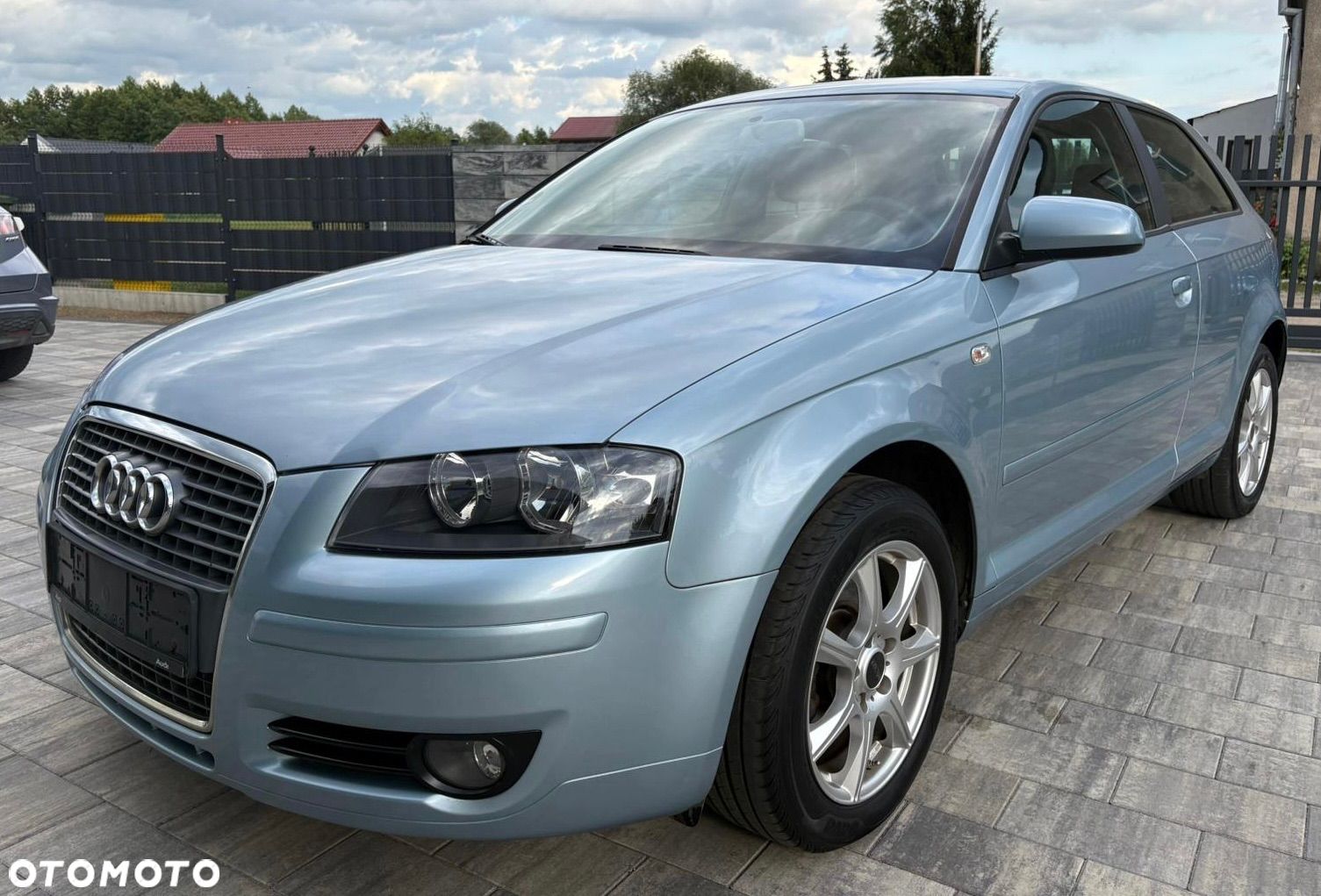 Audi A3 1.6 Ambiente - 1
