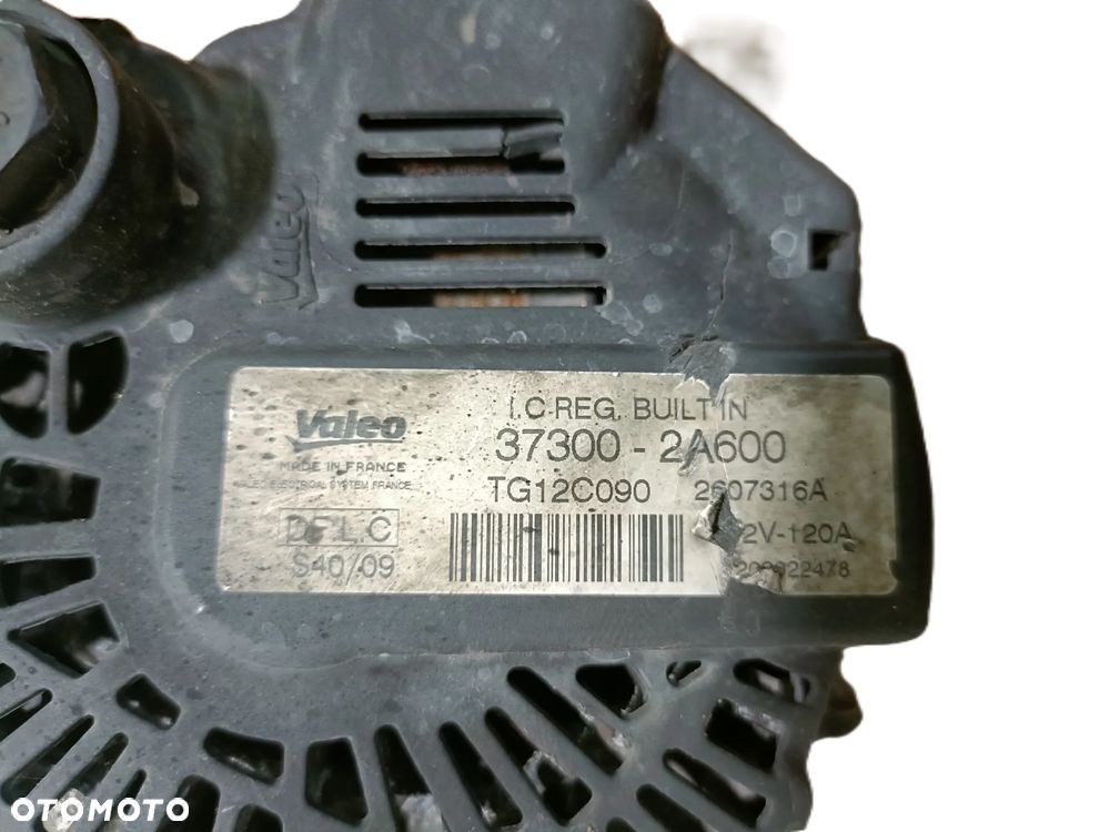 KIA CEED I 06-12 1,6 CRDI alternator VALEO 37300-2A600 * - 4