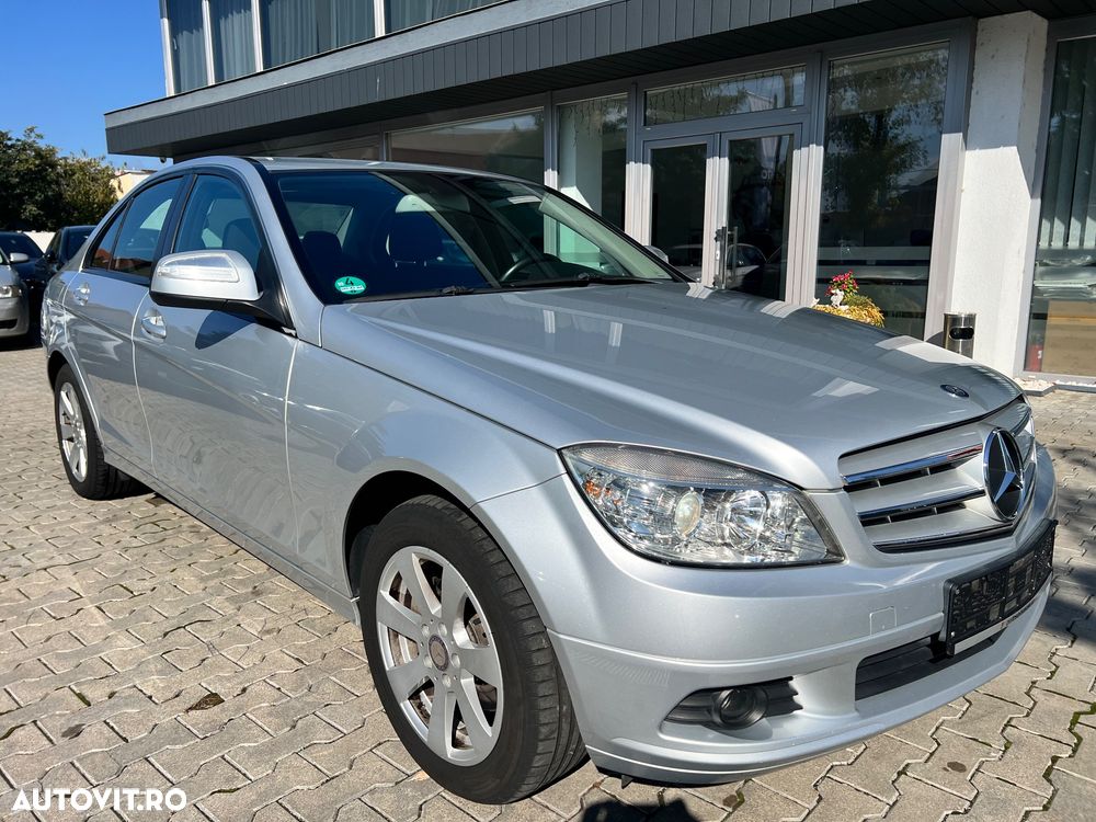 Mercedes-Benz C - 8