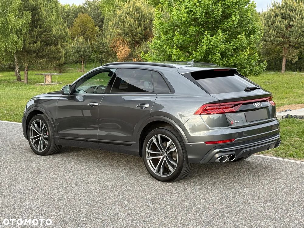 Audi SQ8 - 38