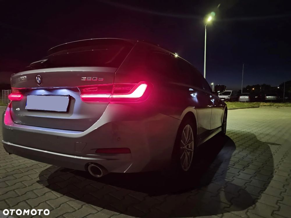 BMW Seria 3 ver-320e-phev - 28