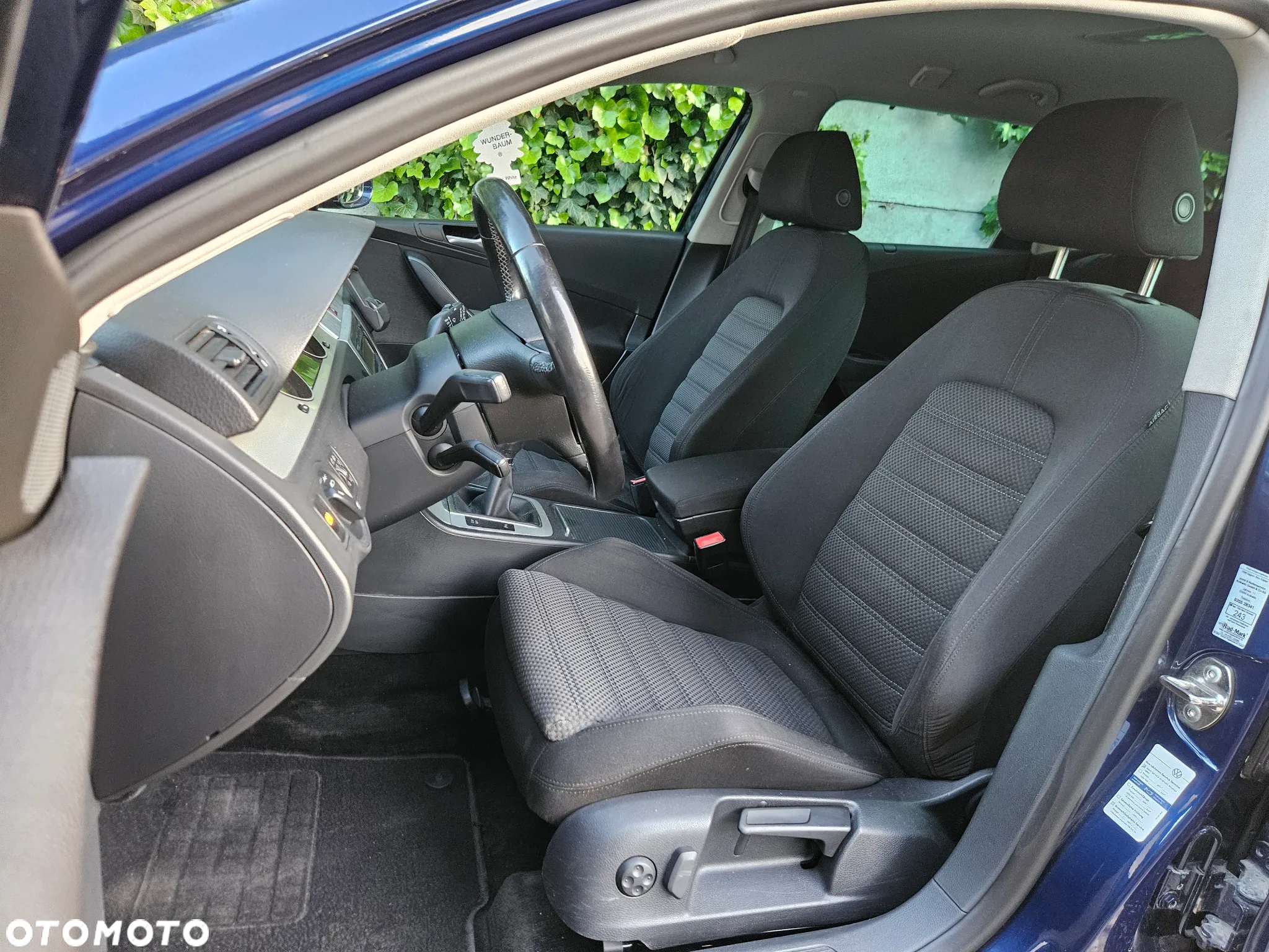 Volkswagen Passat Variant 2.0 TDI DPF Sportline - 10