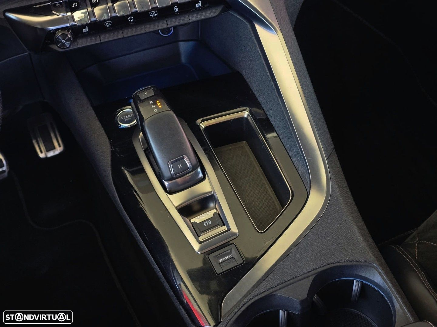 Peugeot 3008 2.0 BlueHDi GT EAT8 - 11