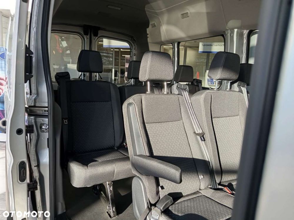 Ford Transit - 17
