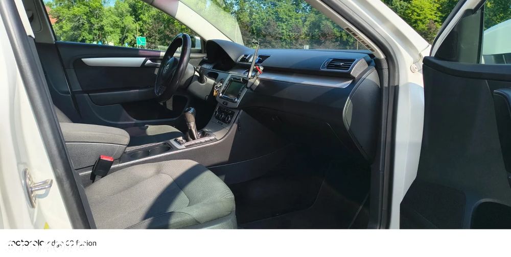 Volkswagen Passat 1.6 TDI Trendline - 14