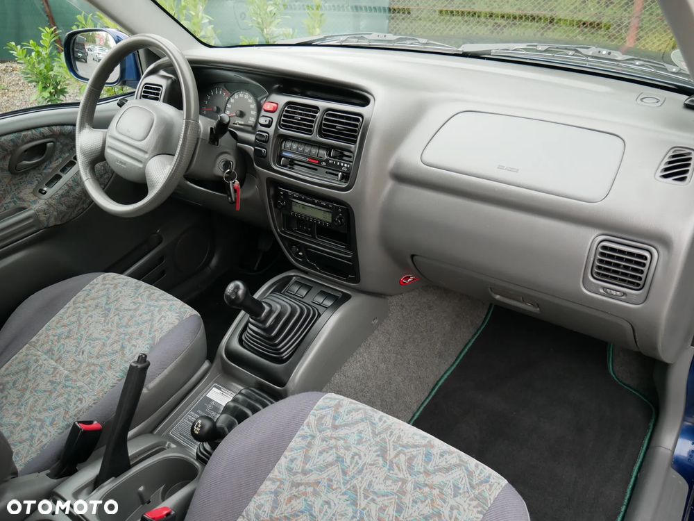 Suzuki Grand Vitara 1.6 Limited - 23