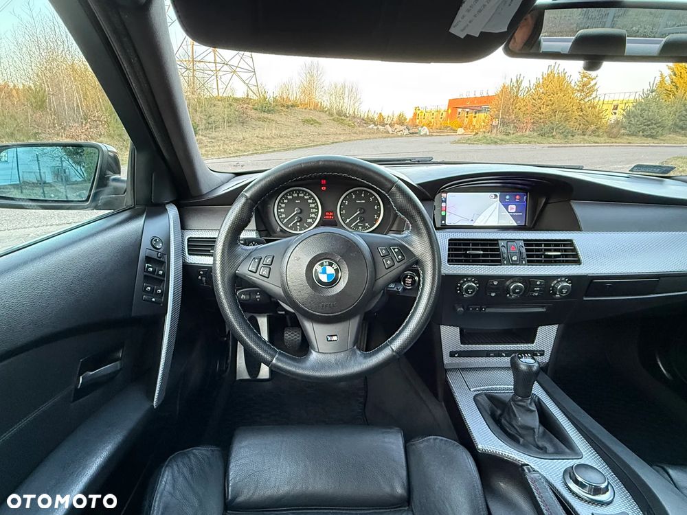 BMW Seria 5 525i - 15