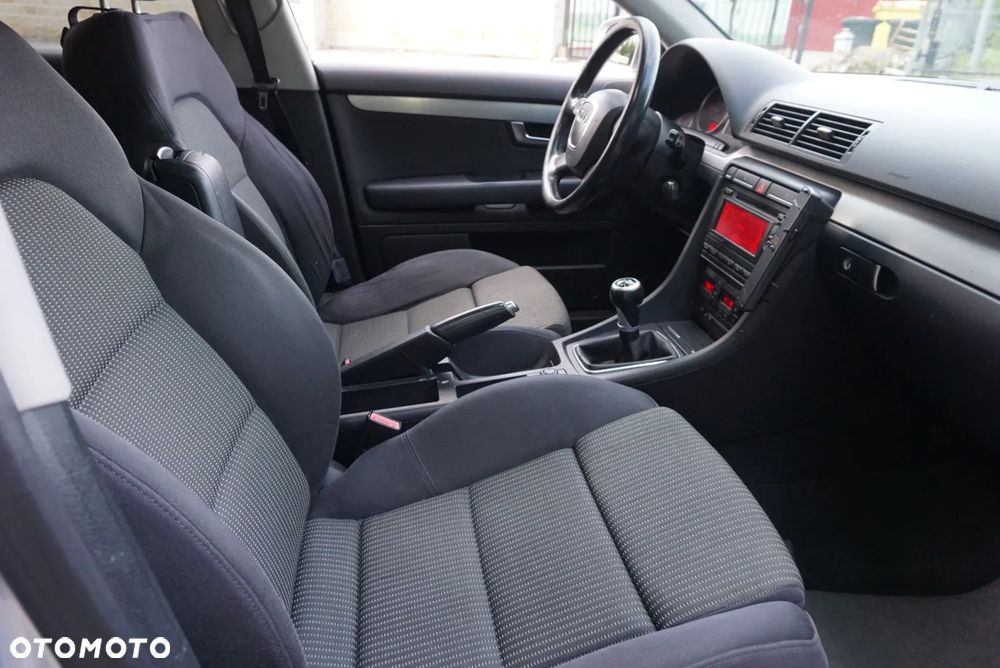 Audi A4 Avant - 9