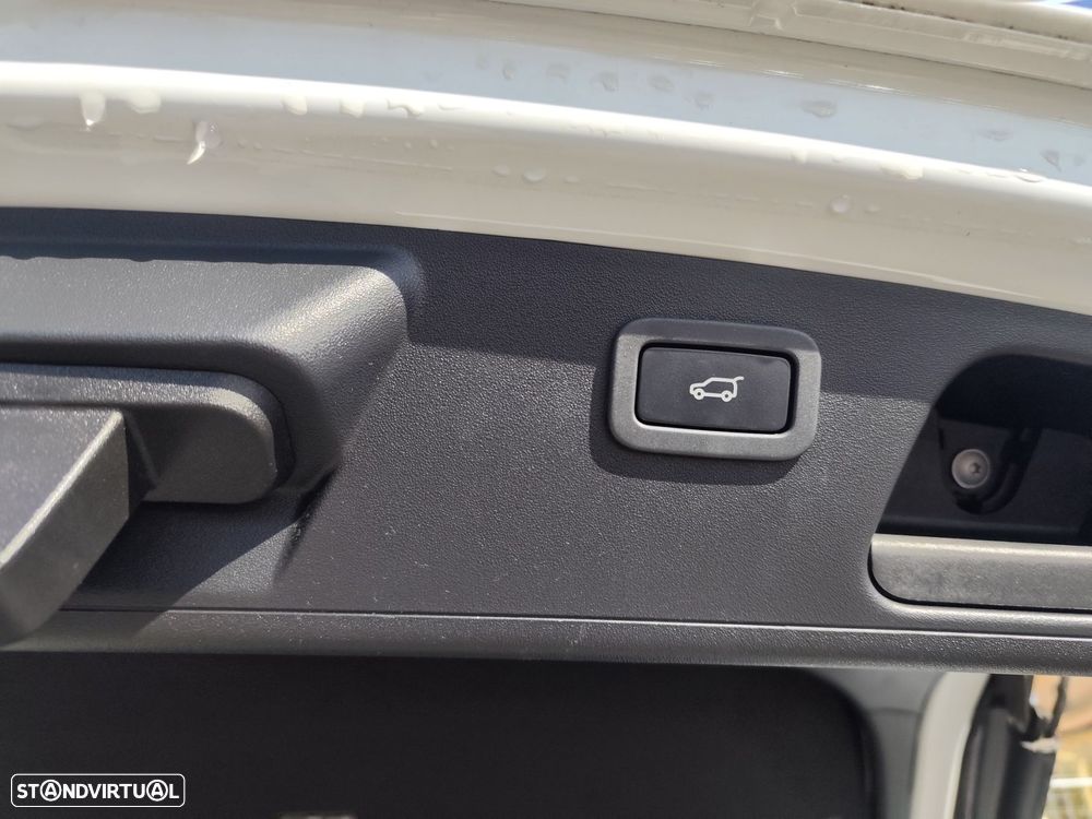 Jaguar E-Pace 2.0 i4D S - 14