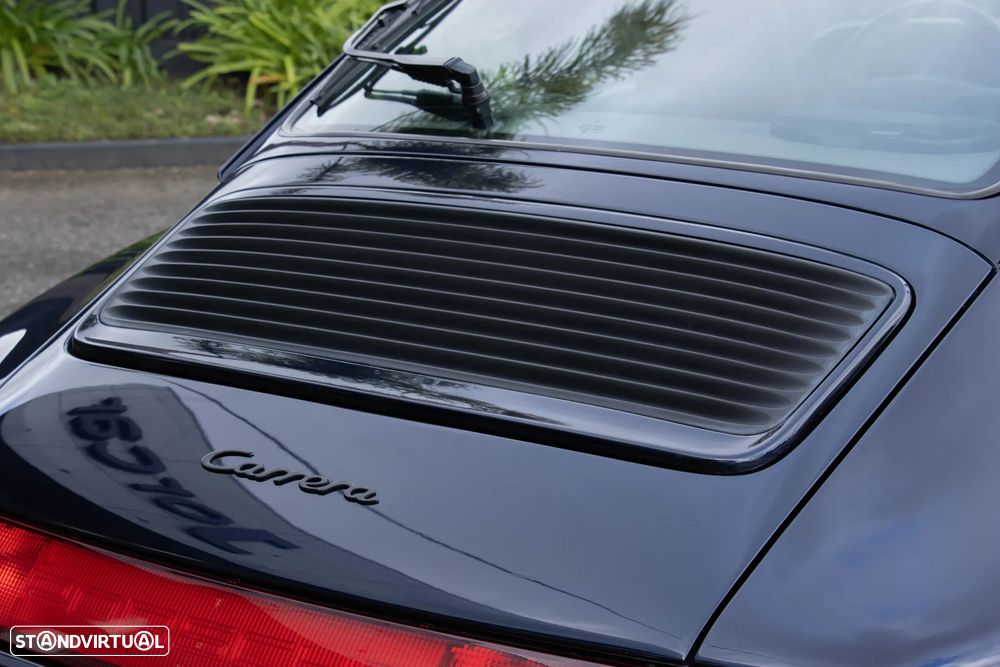 Porsche 911 (993) Coupé 3.6 Carrera 2 - 18