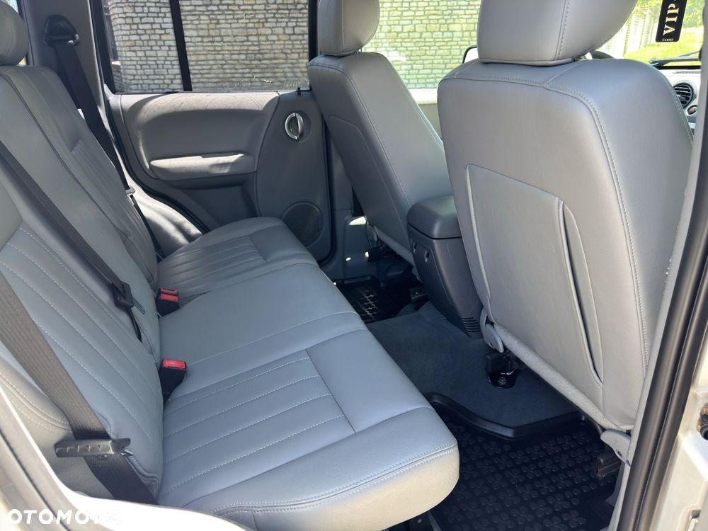 Jeep Cherokee 3.7 Limited - 38