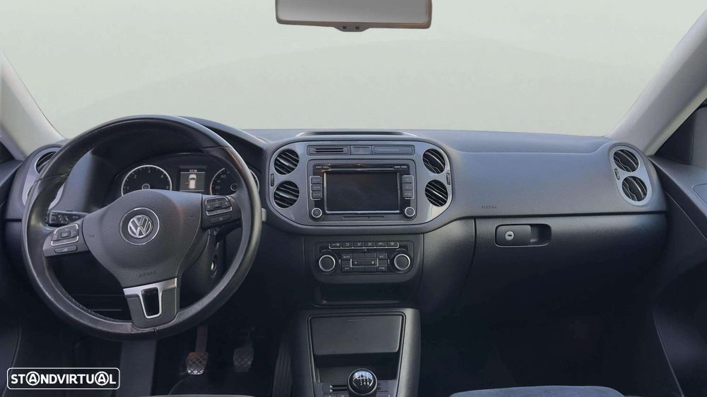 VW Tiguan 2.0 TDi Trend BlueMotion - 6