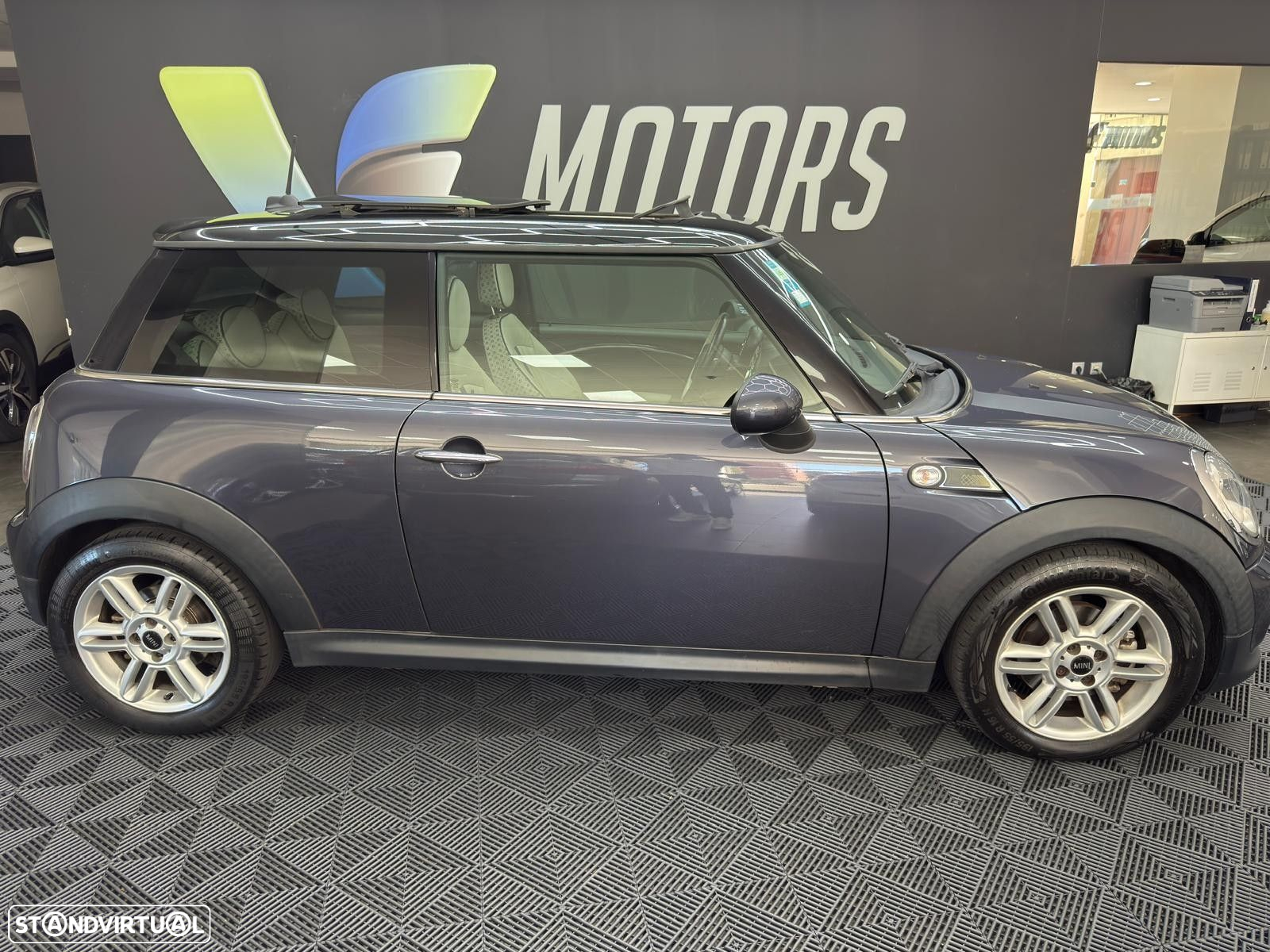 MINI 3 Portas Cooper D - 6