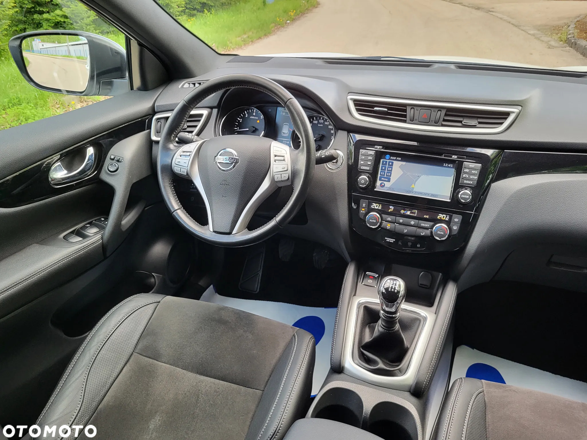 Nissan Qashqai 1.6 DIG-T N-Vision - 10