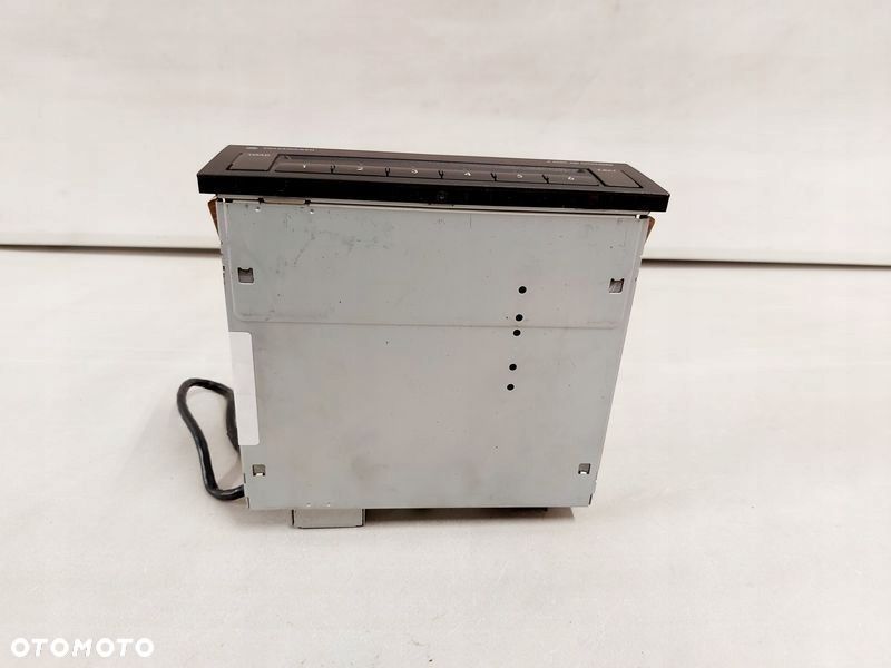 volkswagen golf iv jetta passat b6 zmieniarka płyt - 2