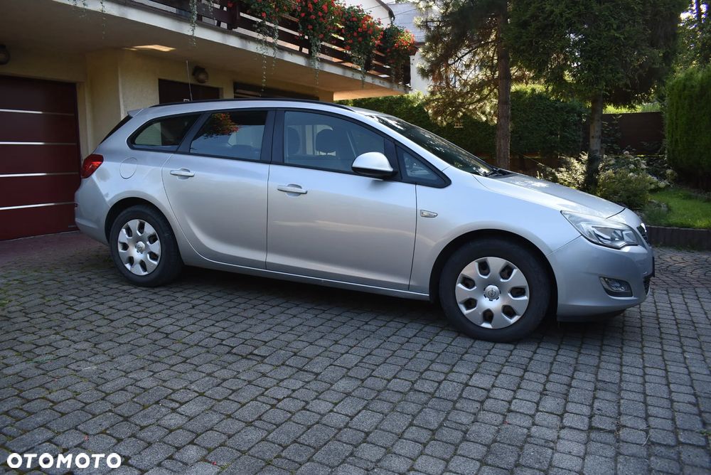 Opel Astra 1.7 CDTI DPF Sports Tourer - 1