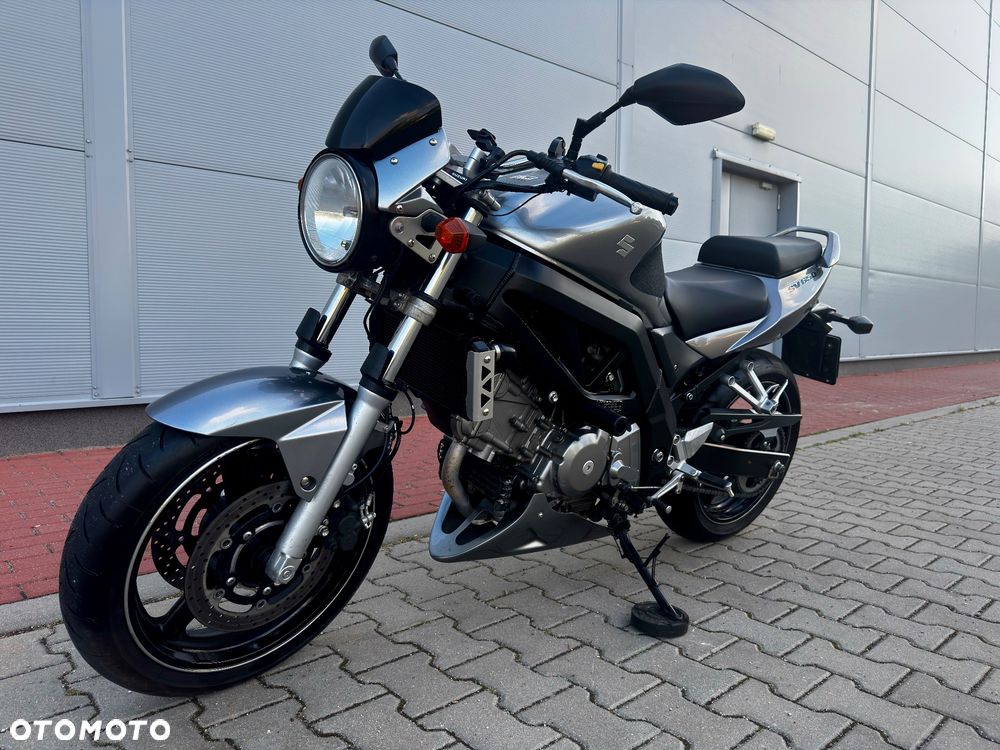 Suzuki SV - 21