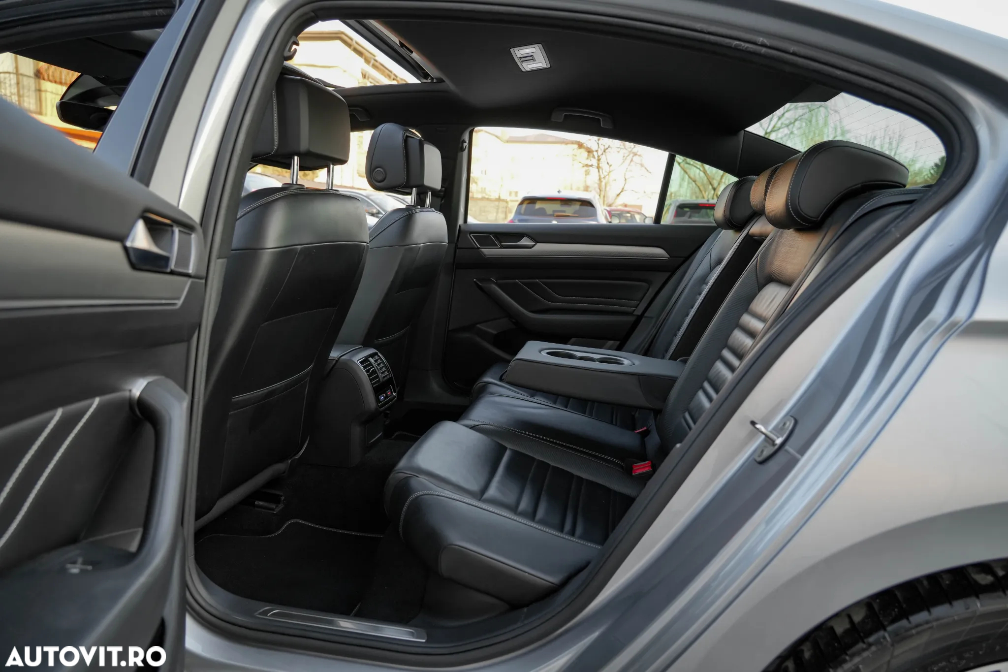 Volkswagen Passat - 17