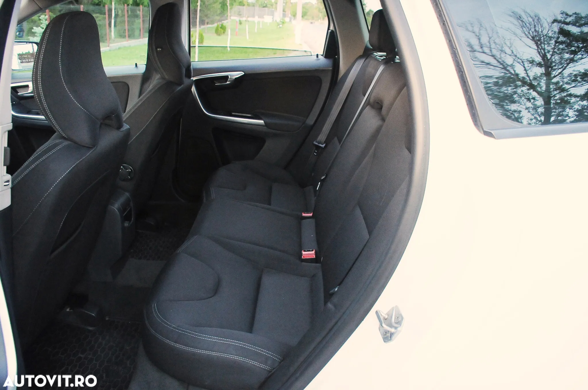 Volvo XC 60 D3 Kinetic - 8