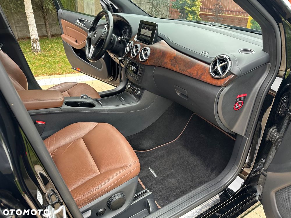 Mercedes-Benz Klasa B 200 CDI (BlueEFFICIENCY) 7G-DCT - 18