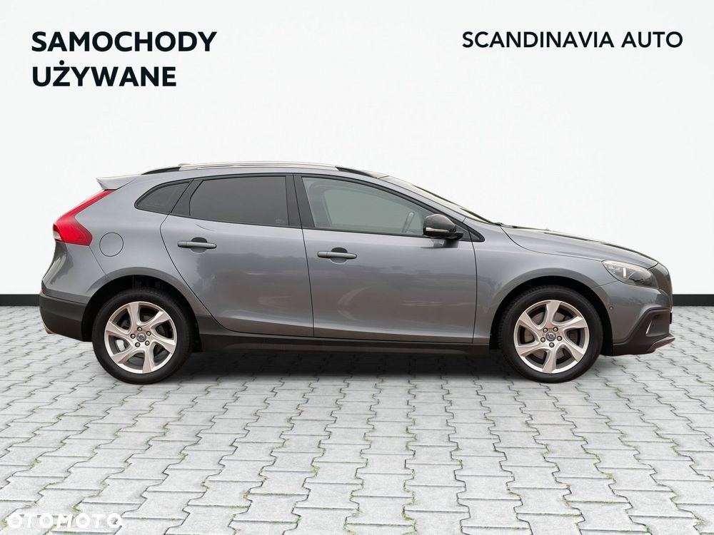 Volvo V40 Cross Country D4 Geartronic Summum - 4