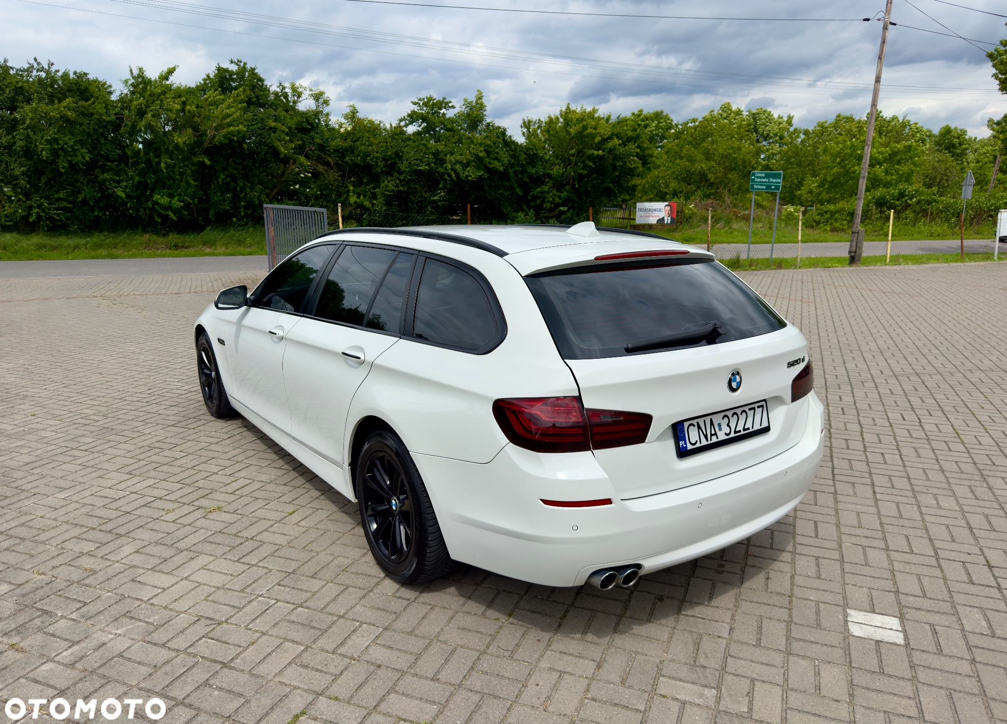 BMW Seria 5 520d Luxury Line - 4