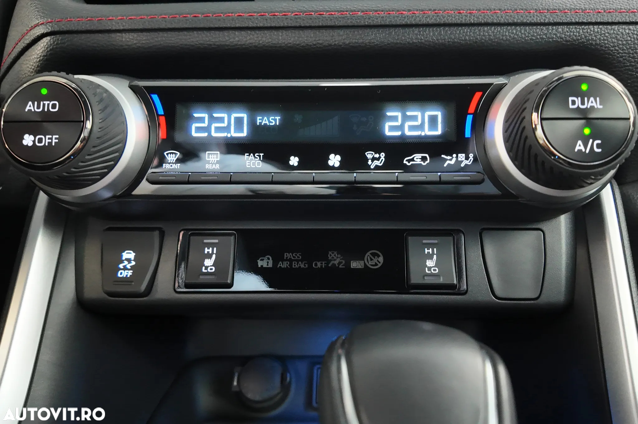 Toyota RAV4 2.5 PHEV VVT-iE 4x4 Style Bi-Tone - 19