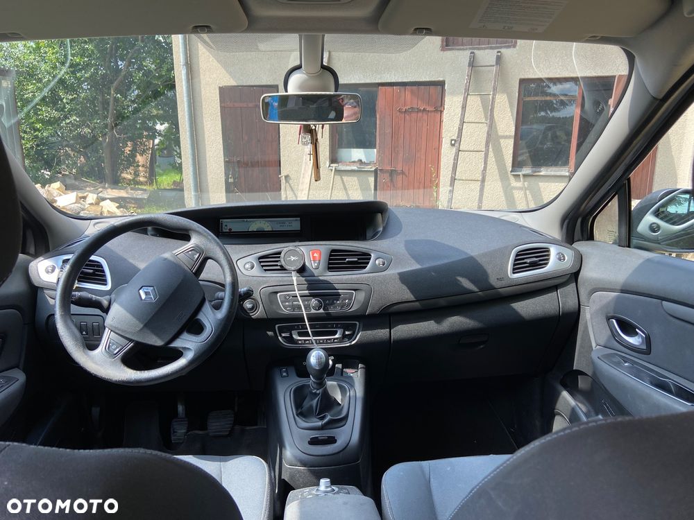 Renault Scenic 1.5 dCi Alize - 8
