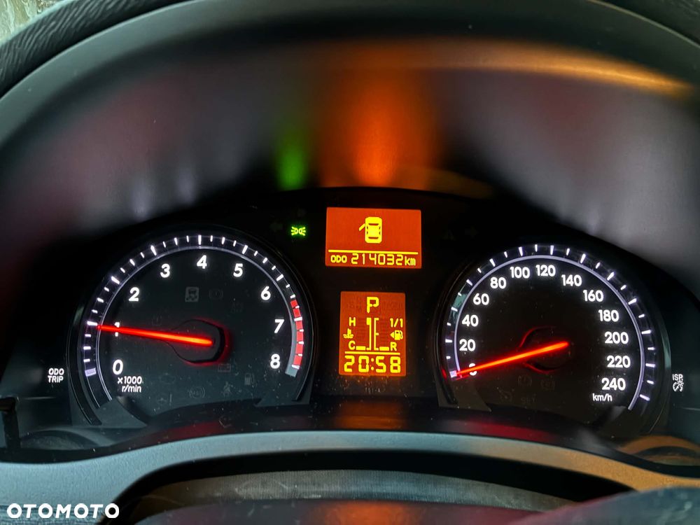 Toyota Avensis 1.8 Premium MS - 6