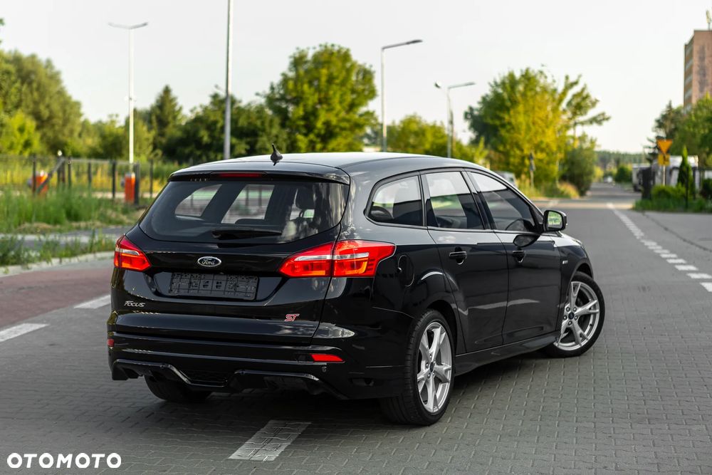 Ford Focus - 19