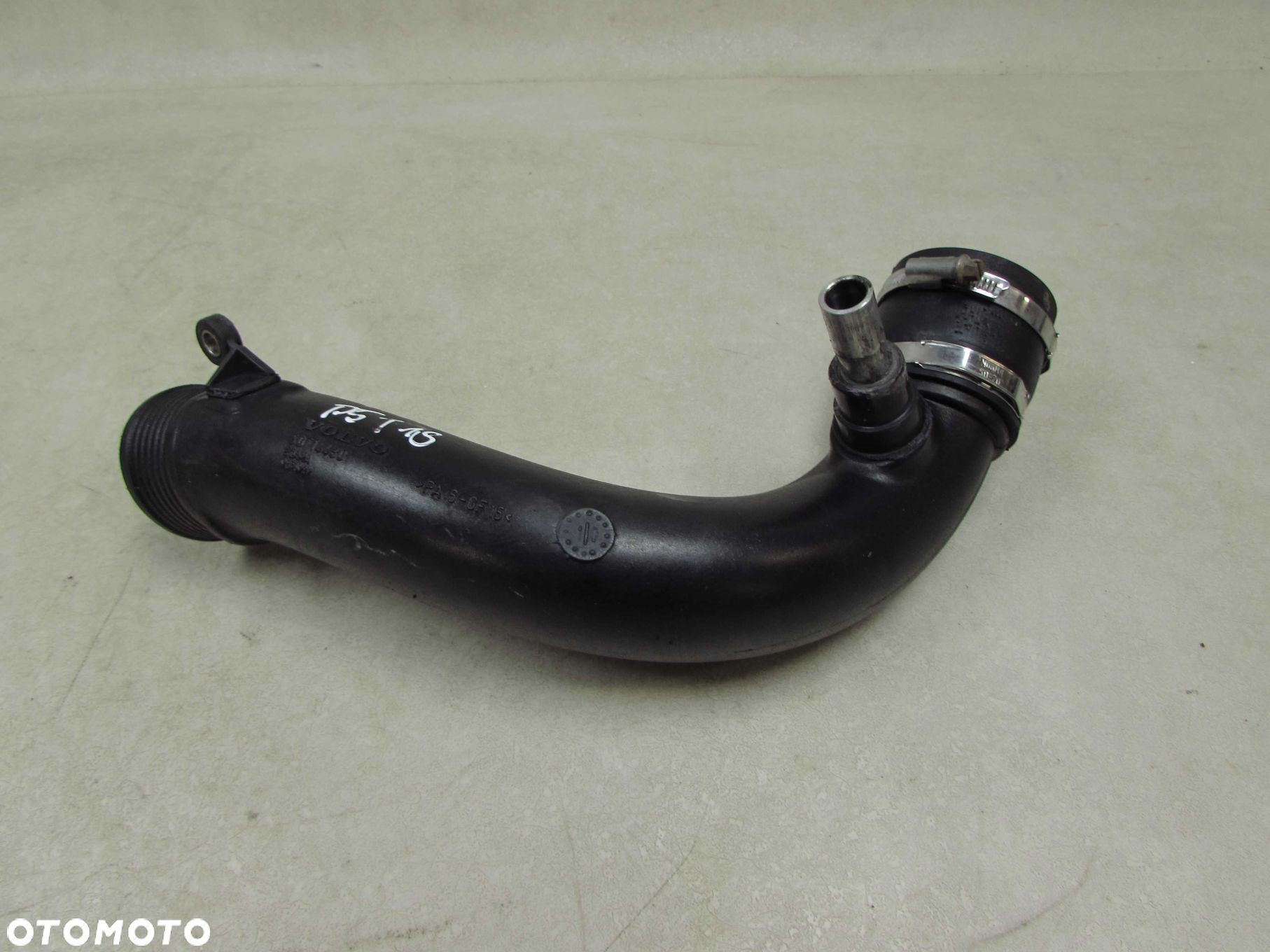 VOLVO XC90 2.4 D5 RURA PRZEWOD POWIETRZA DOLOT 30714480 30714479 06- - 1