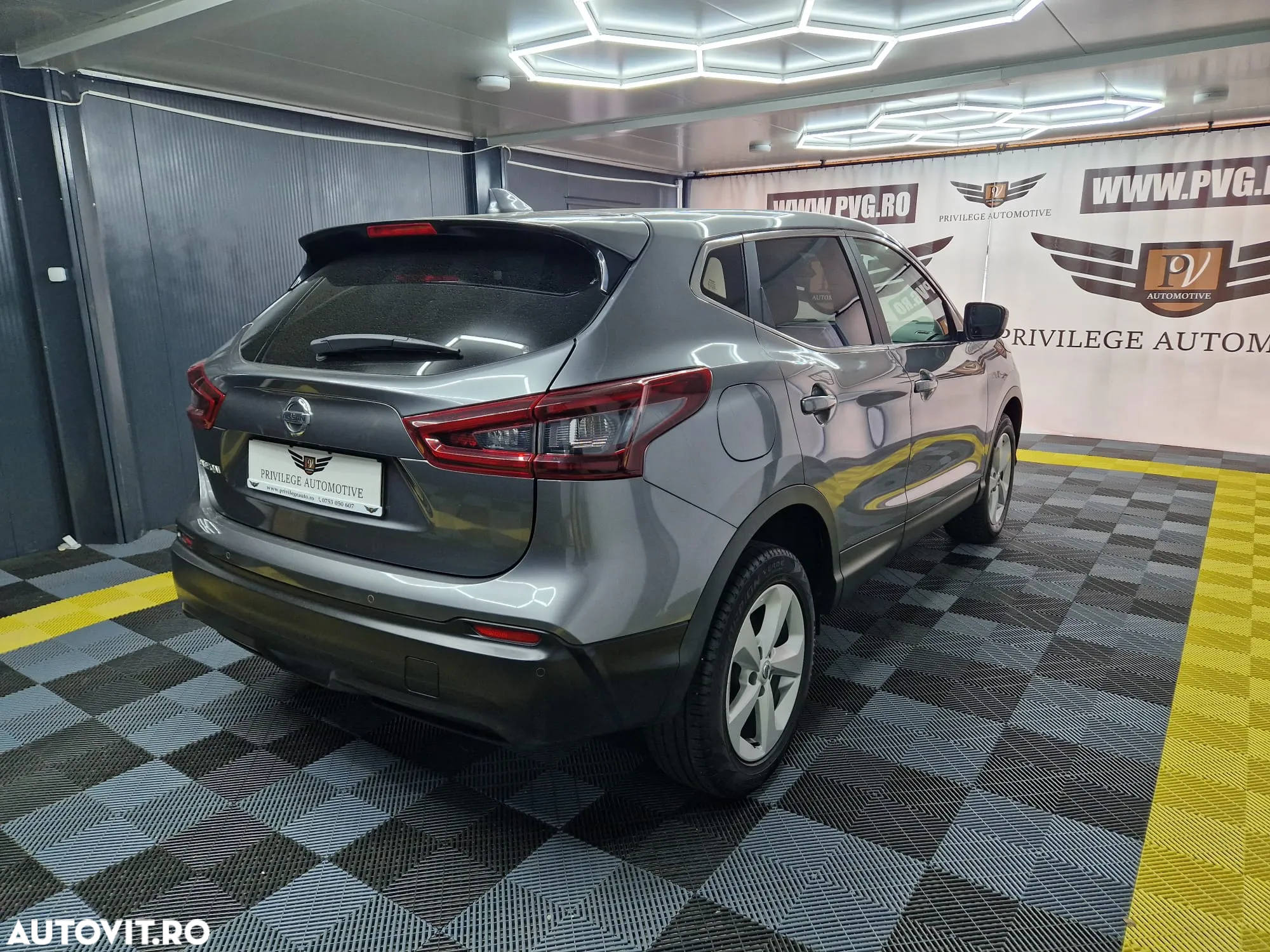 Nissan Qashqai 1.5 DCI DCT ACENTA - 4