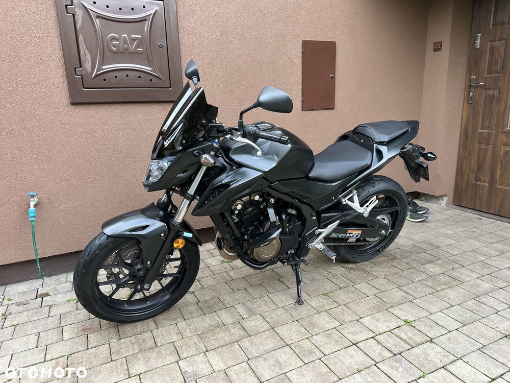 Honda CB - 15