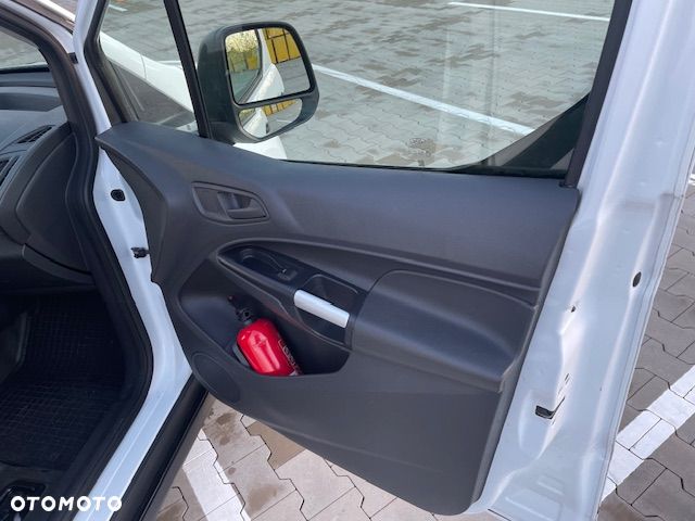 Ford Transit Connect - 9