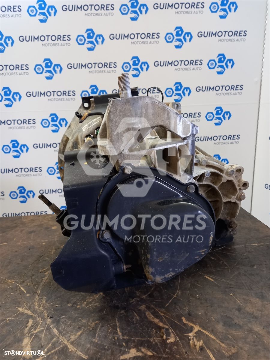 CAIXA VELOCIDADES FORD FIESTA 1.4TDCI 70CV REF: 8A6R 7002 EA - MANUAL 5V - 1