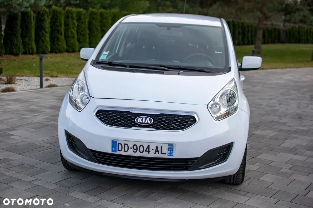 Kia Venga - 9