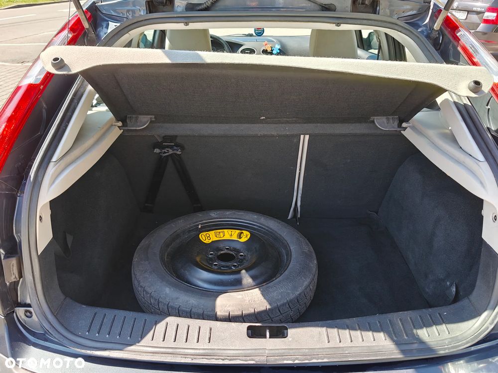 Ford Focus 1.6 TDCi Ambiente - 16