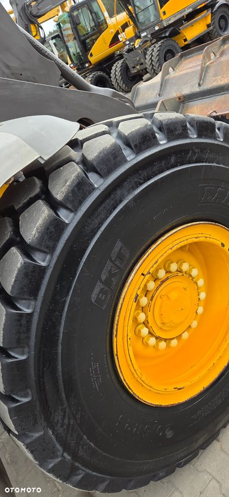 Volvo <<Volvo L90F, tylko 9400Mtg oryginał! Serwis Volvo Niemcy! Waga! sprowadzona>> - 23