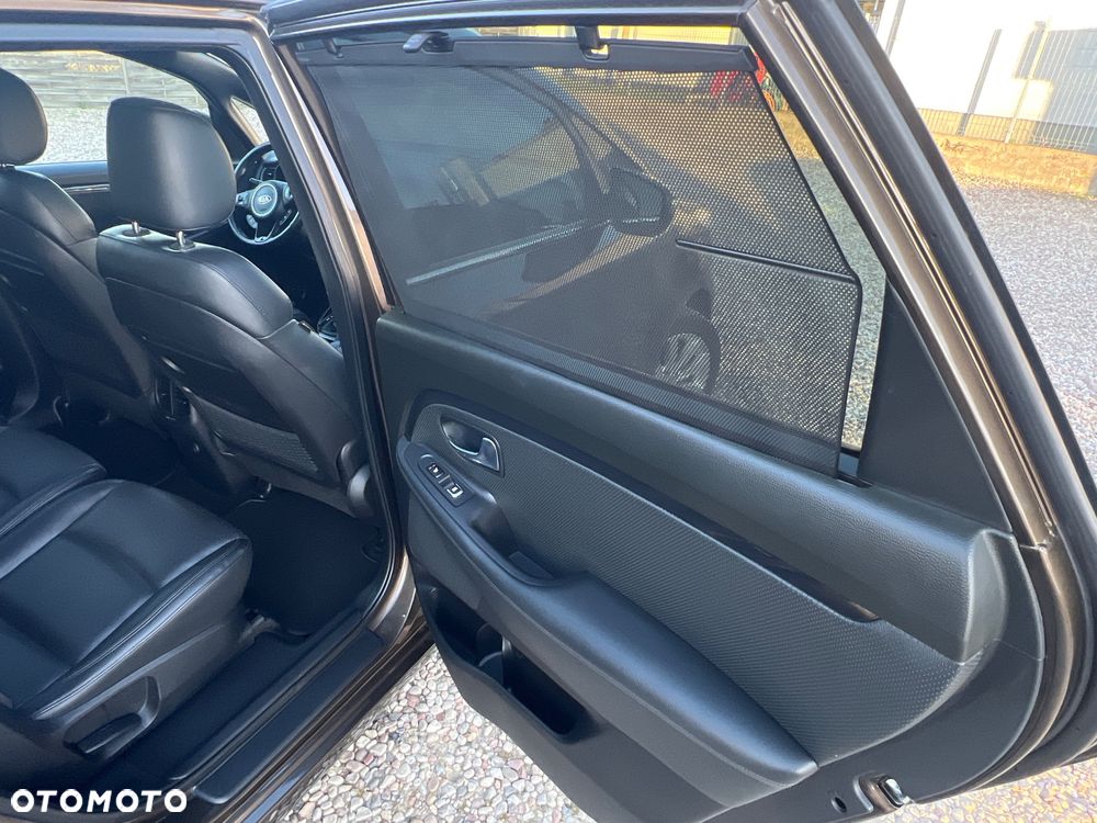 Kia Carens 1.6 GDI ISG Spirit - 38