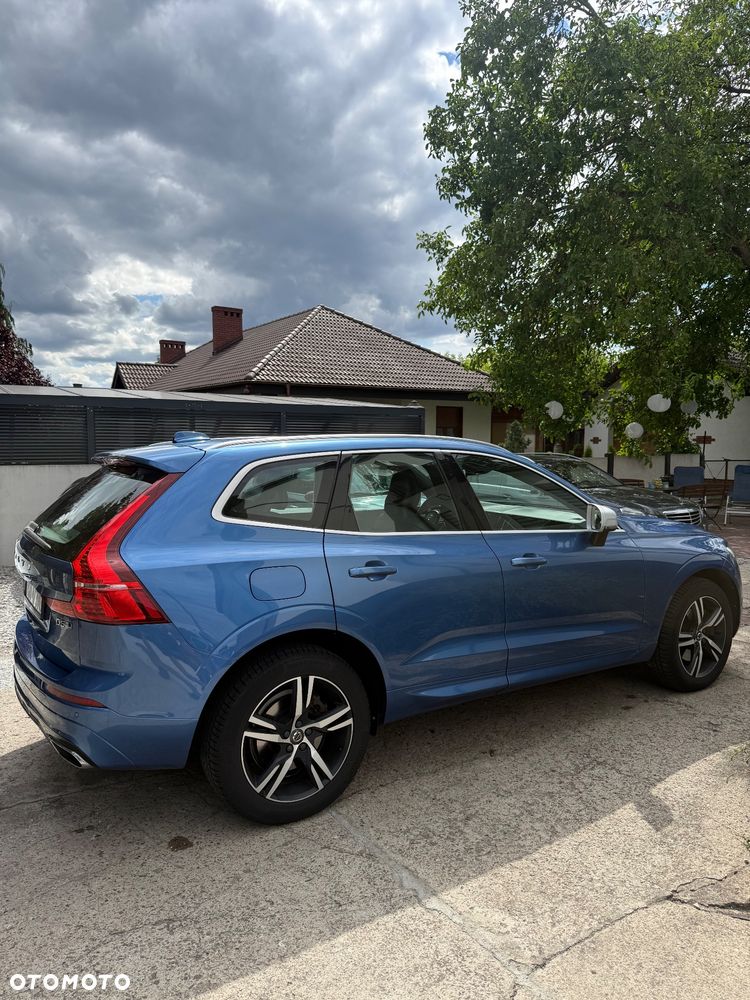 Volvo XC 60 D5 AWD R-Design - 4