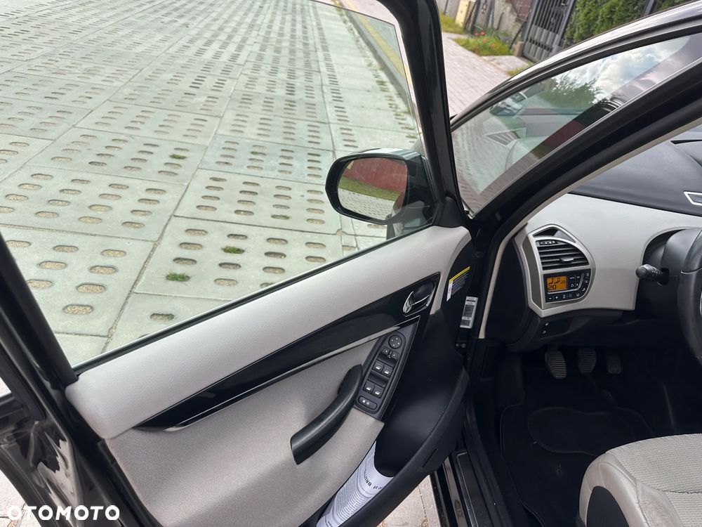Citroën C4 Picasso 1.6 HDi FAP Exclusive - 16