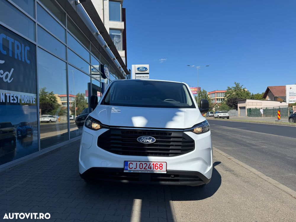 Ford CUSTOM DCIV TREND - 4