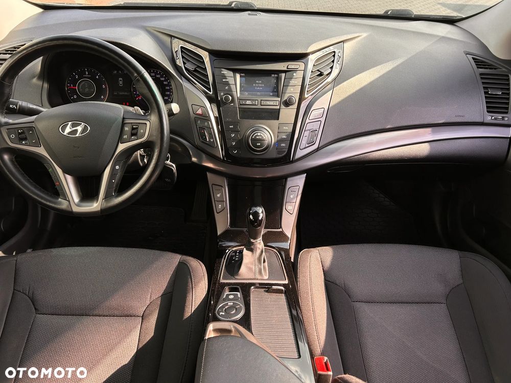 Hyundai i40 1.7 CRDi Style DCT - 19