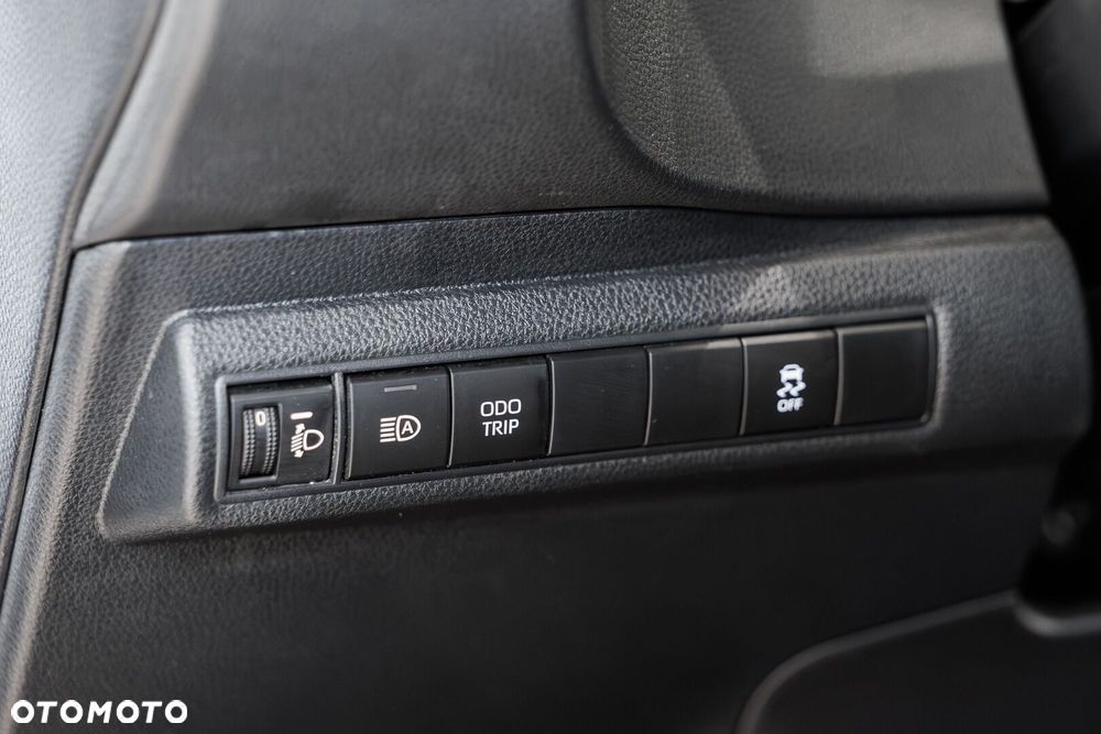 Toyota Corolla 1.8 Hybrid Comfort - 39
