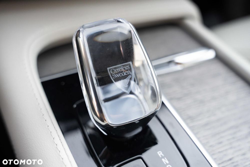 Volvo XC 90 - 24