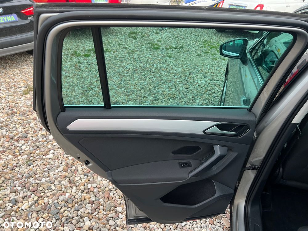 Volkswagen Tiguan - 18