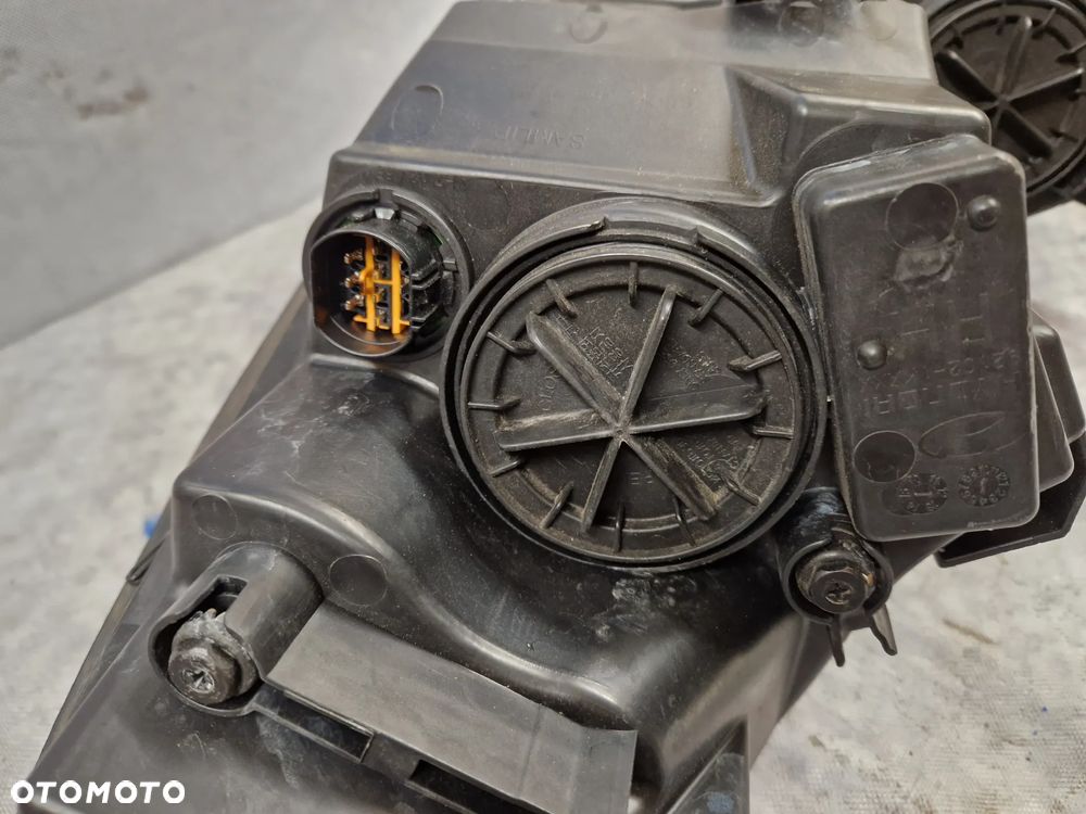 Hyundai IX20 Lampa Prawa Czarna + Halogen - 14