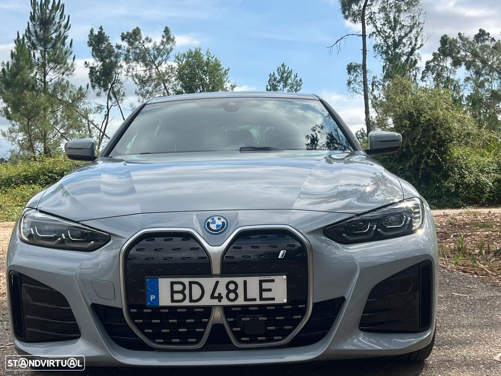 BMW i4 eDrive40 Edição Desportiva M - 42