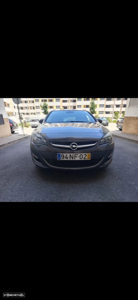 Opel Astra Sports Tourer ver-1-7-cdti-cosmo - 2