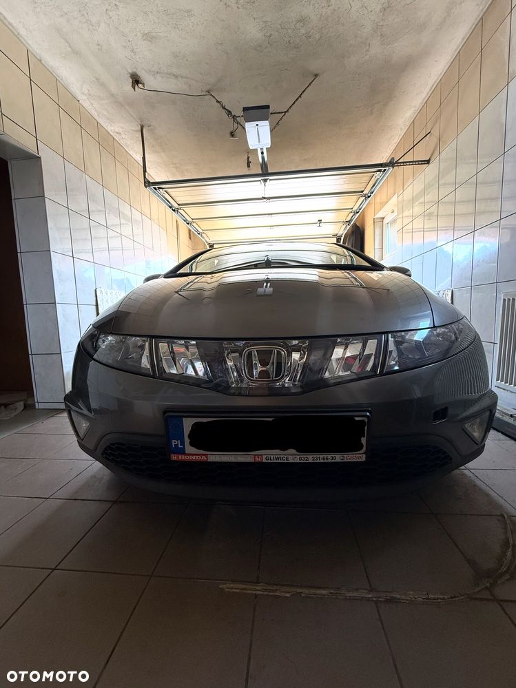 Honda Civic 1.8 Comfort - 3